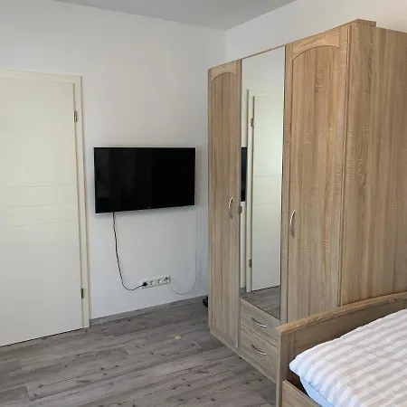 Апартаменты Traumferienwohnung Хейльбронн